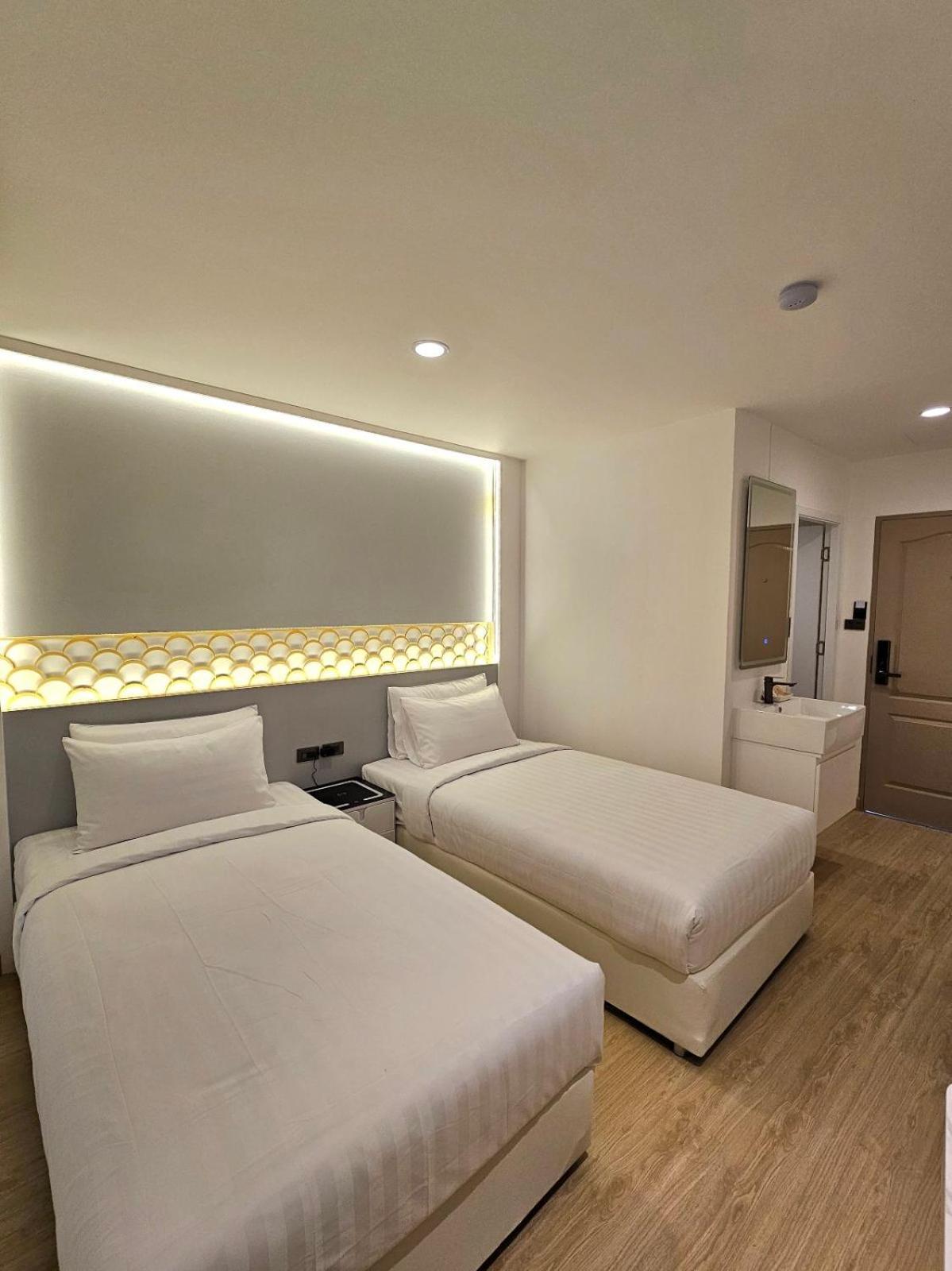 Arawana Express Sukhumvit 22 Aparthotel Bangkok Eksteriør bilde